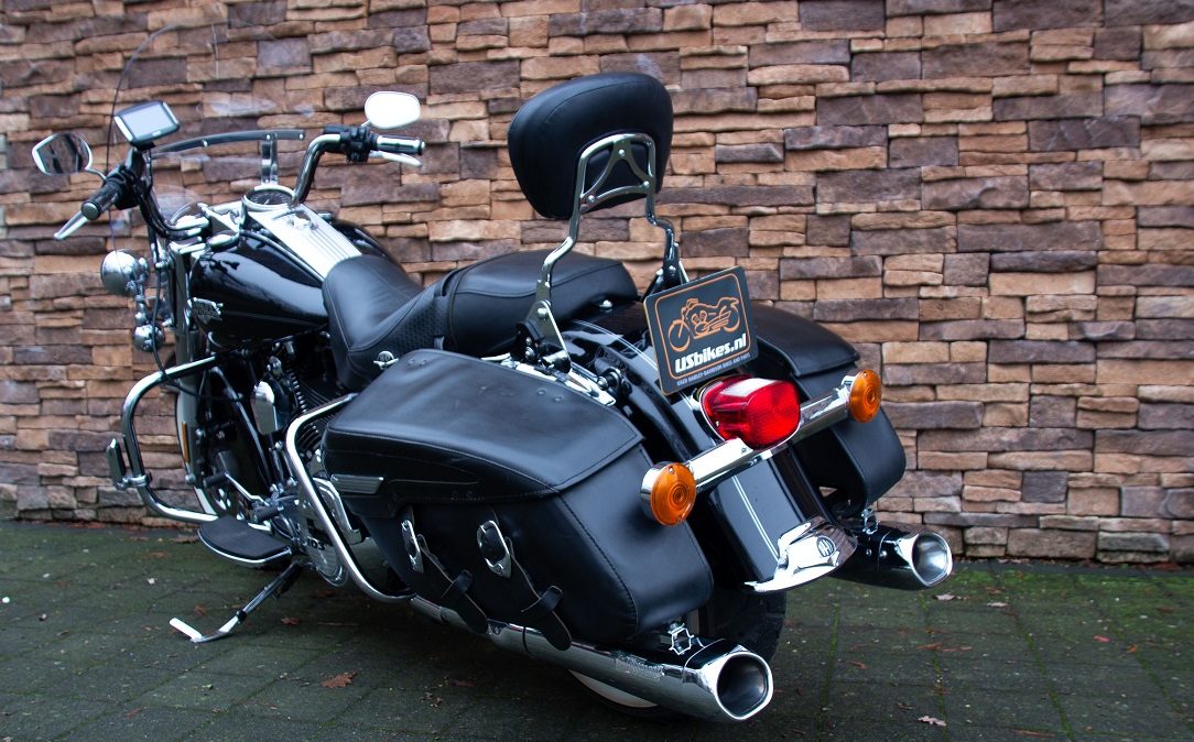 2011 Harley-Davidson FLHRC Road King Classic LLZ