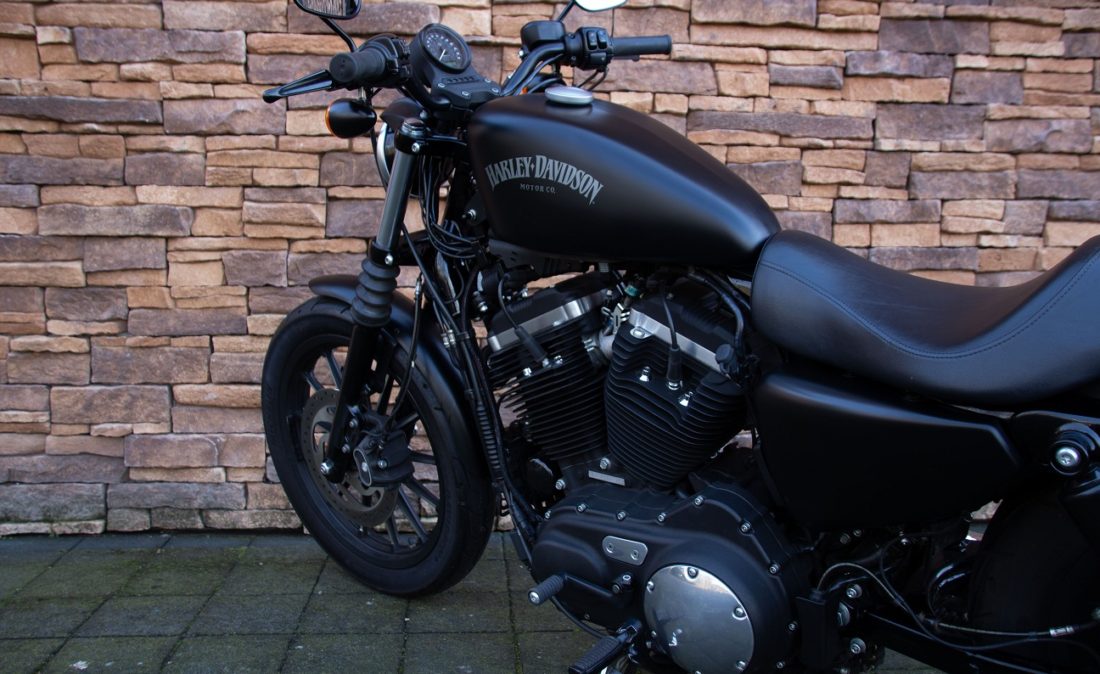 2014 Harley-Davidson XL883N Iron Sportster LE
