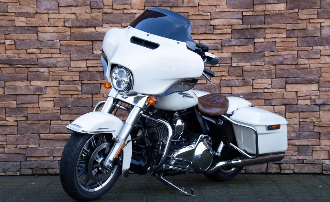 2016 Harley-Davidson FLHTP Police Electra Glide 103 LV