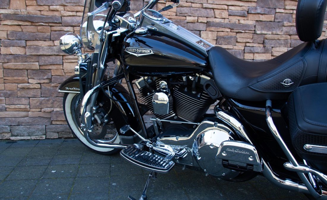 2005 Harley-Davidson FLHRCI Road King Classic Twin Cam LE