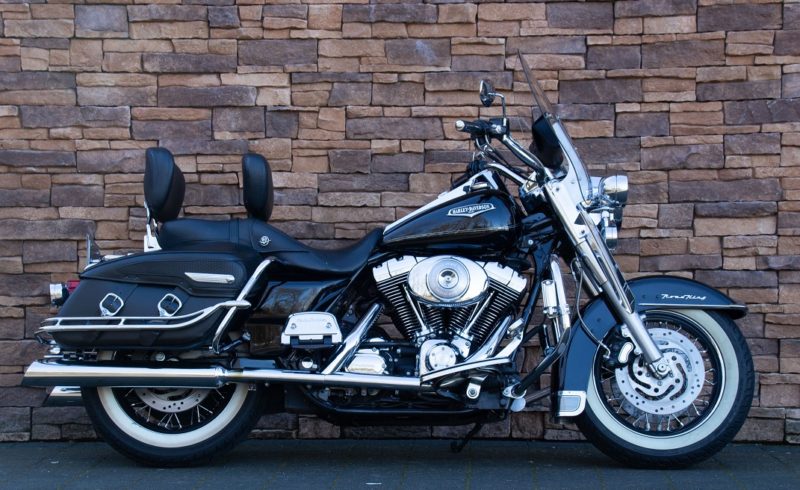 2005 Harley-Davidson FLHRCI Road King Classic Twin Cam