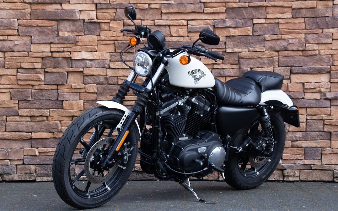 2017 Harley-Davidson XL 883 N Iron Sportster ABS LV