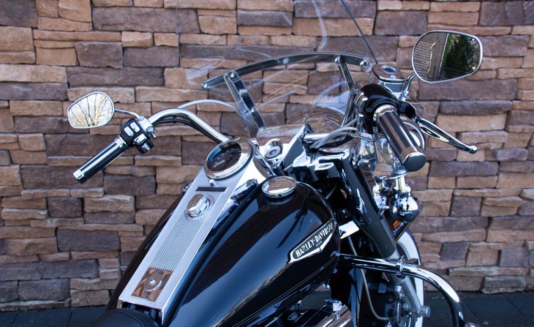 2007 Harley-Davidson FLHRC Road King Classic RD