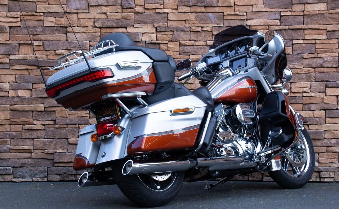 2014 Harley-Davidson FLHTKSE CVO Ultra Limited 110 RA