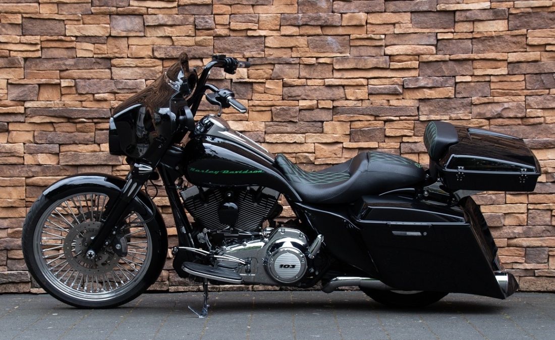 2011 Harley-Davidson FLHX Street Glide Bagger Touring 103 L