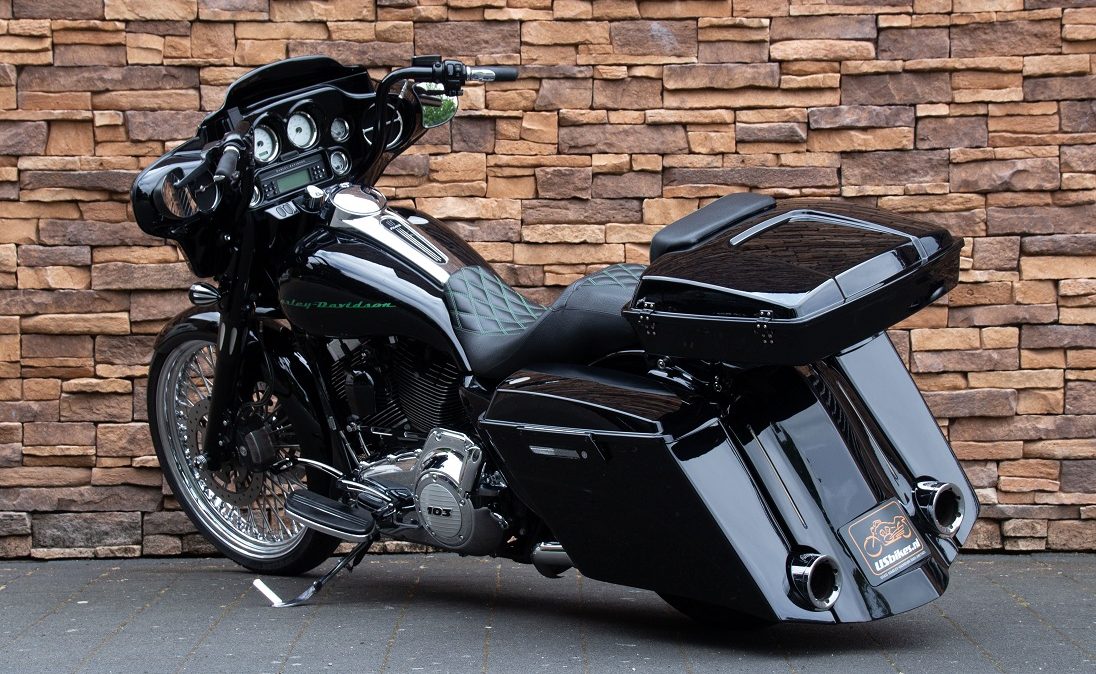 2011 Harley-Davidson FLHX Street Glide Bagger Touring 103 LA