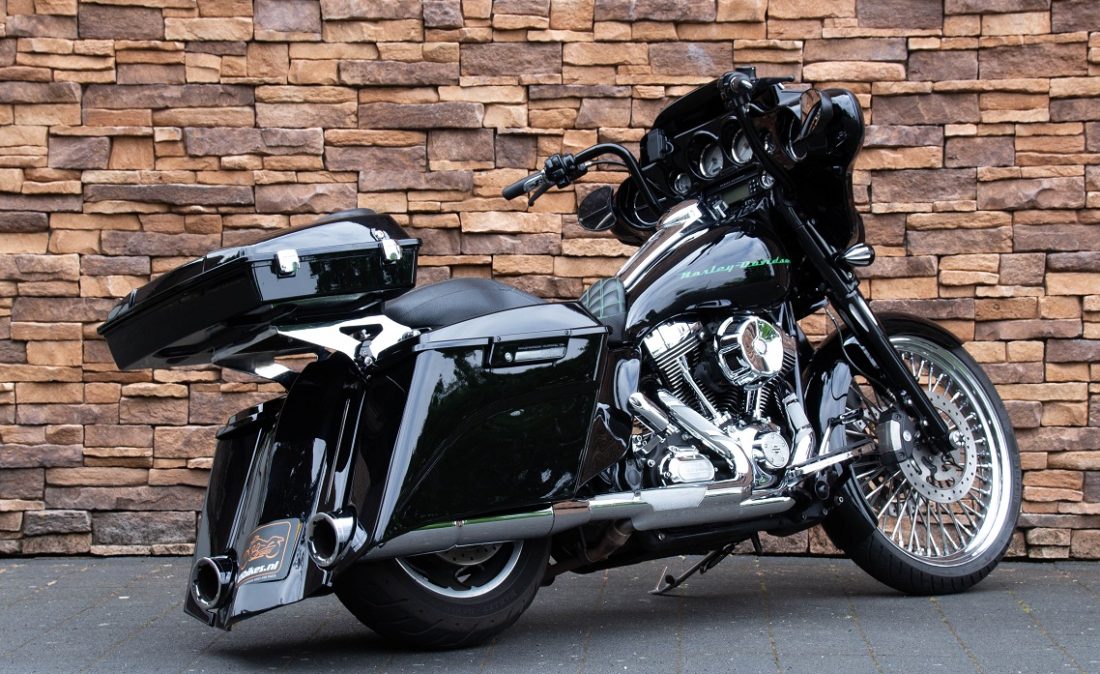 2011 Harley-Davidson FLHX Street Glide Bagger Touring 103 RA