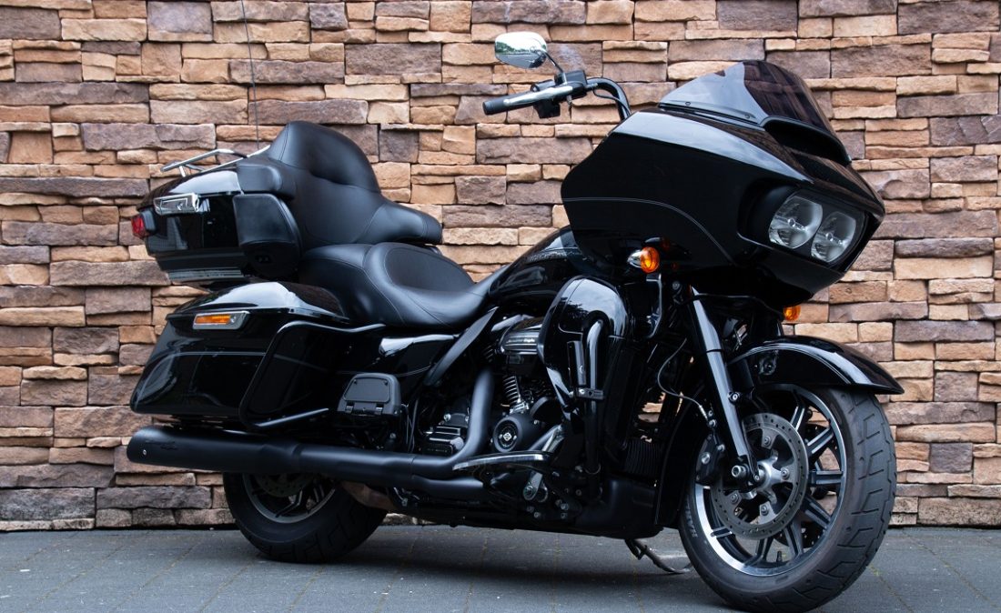 2017 Harley-Davidson FLTRU Road Glide Ultra 107 M8 RV