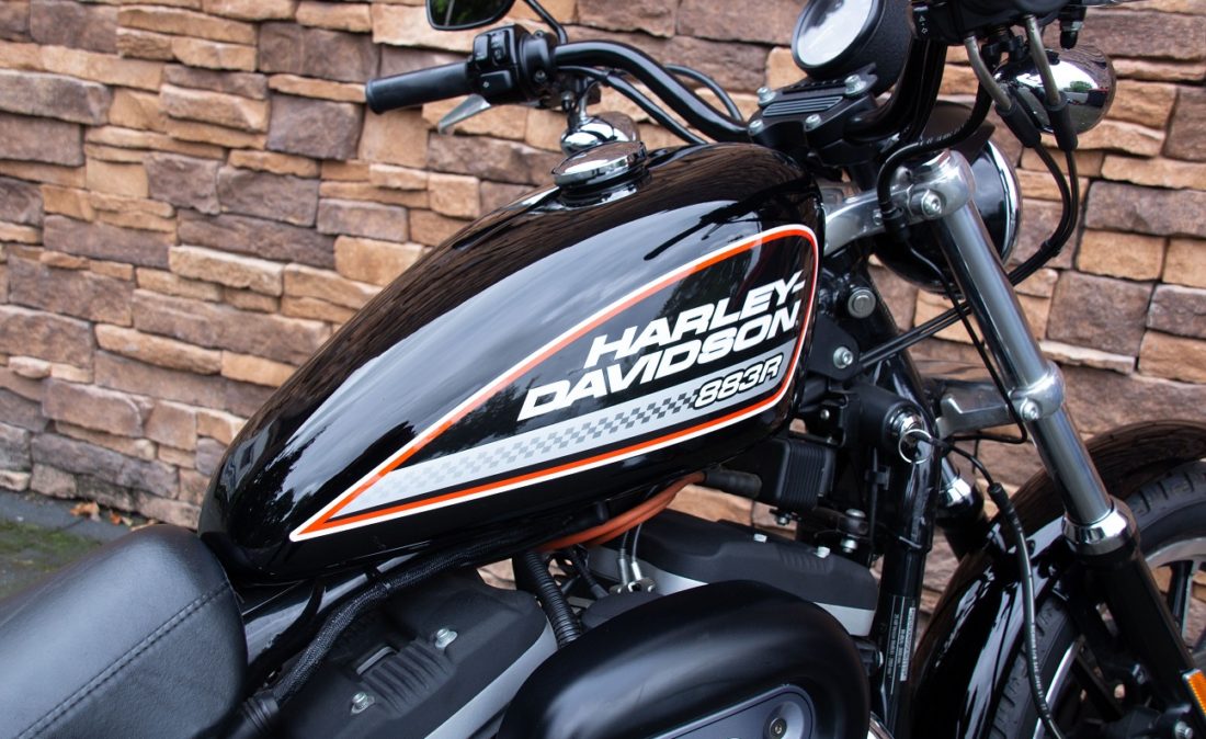2005 Harley-Davidson XL883R Sportster 883 RT