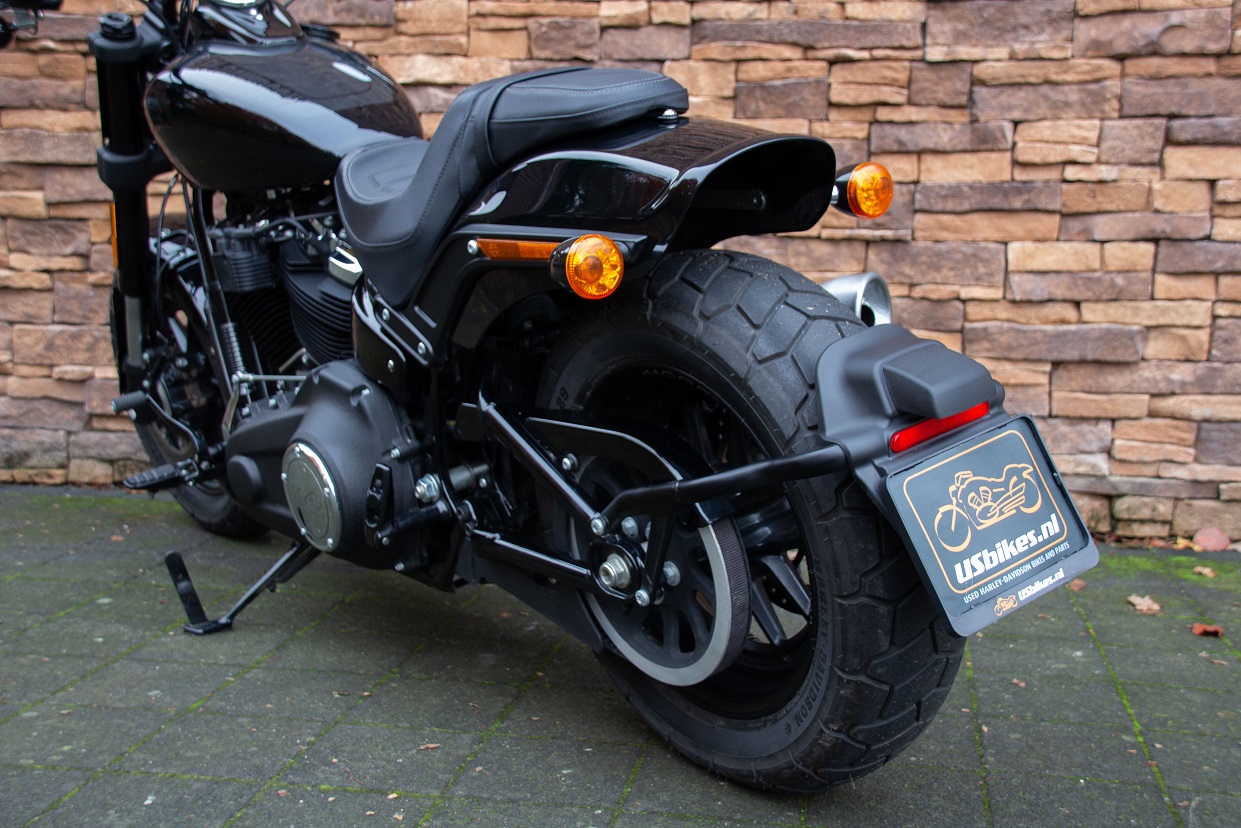 Harley-Davidson FXFBS Fat Bob Softail 114
