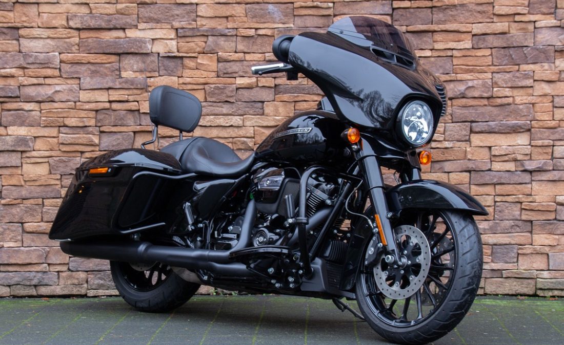 2019 Harley-Davidson FLHSX Street Glide Special 114 touring RV