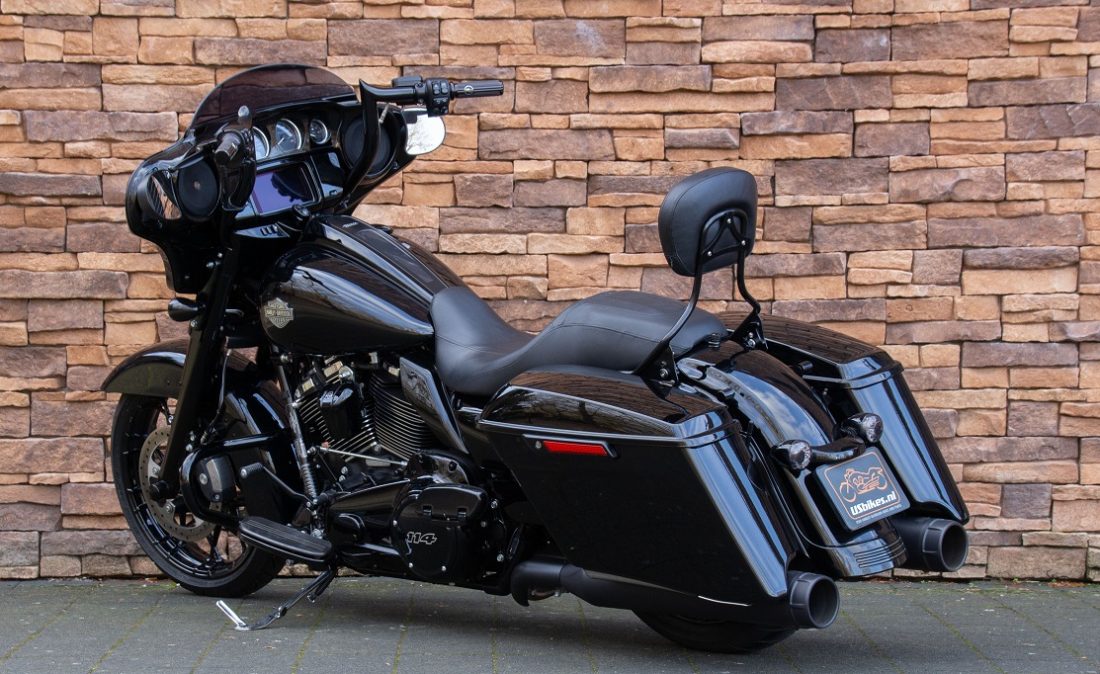 2021 Harley-Davidson FLHXS Street Glide Special 114 M8 black edition LA