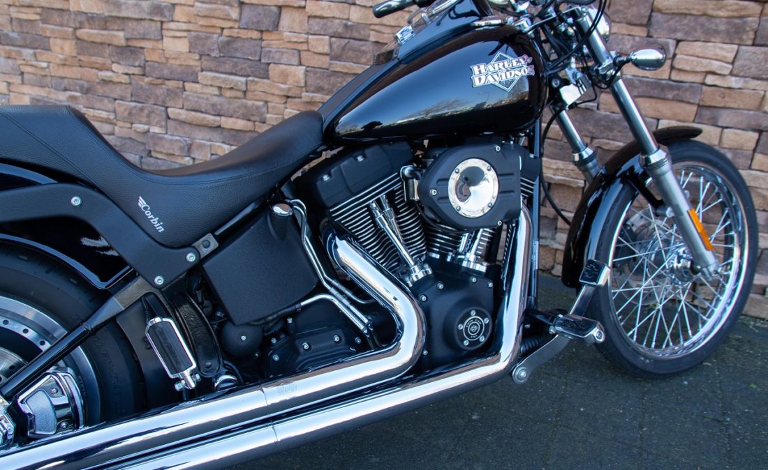 2005 Harley-Davidson FXSTB Softail Night Train RE