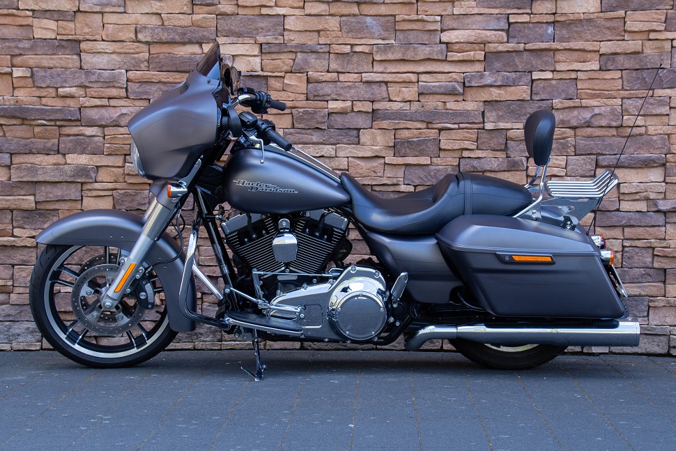 2016 Harley-Davidson FLHXS Street Glide Special 103 L