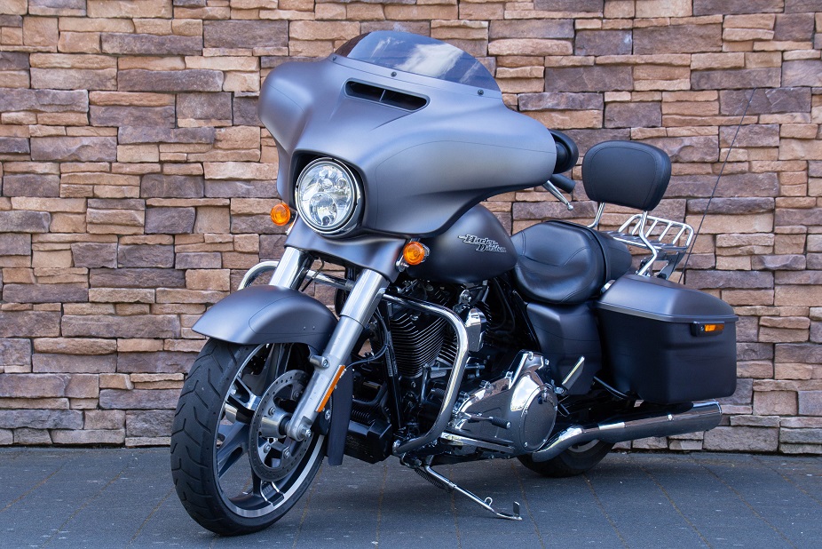 2016 Harley-Davidson FLHXS Street Glide Special 103 LV