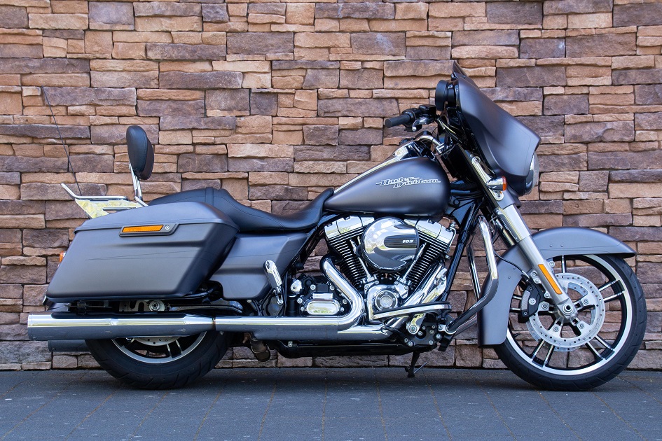 2016 Harley-Davidson FLHXS Street Glide Special 103 R