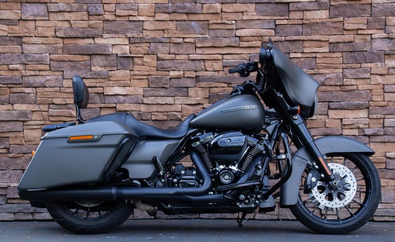 2019 Harley-Davidson FLHXS Street Glide Special 114 M8 black edition