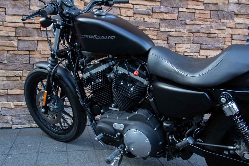 2011 Harley-Davidson XL883N Sportster Iron LE