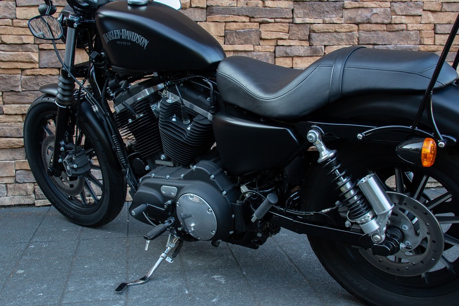 2015 Harley-Davidson XL883N Sportster Iron ABS LE