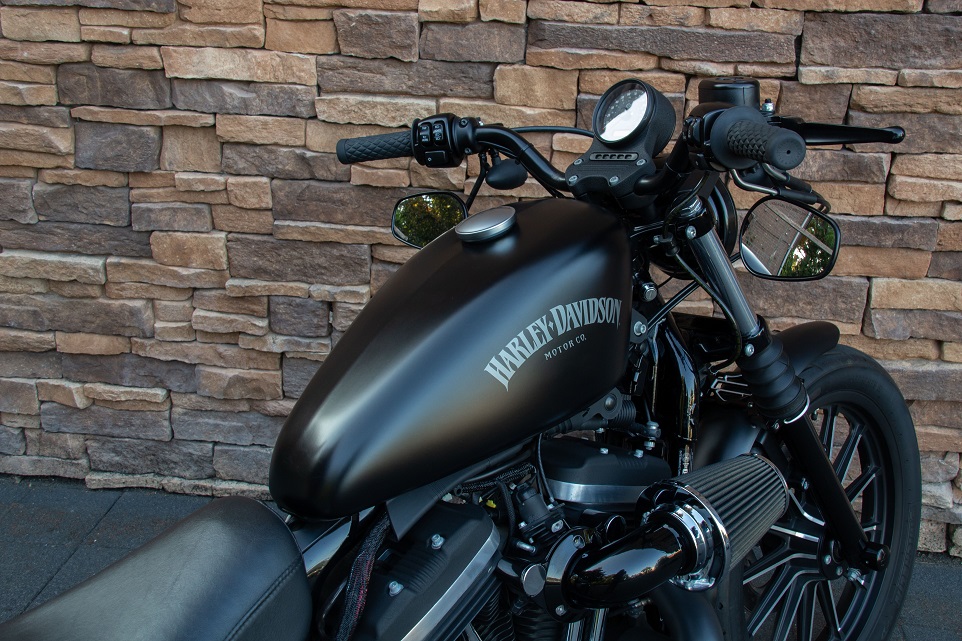 2015 Harley-Davidson XL883N Sportster Iron ABS RD