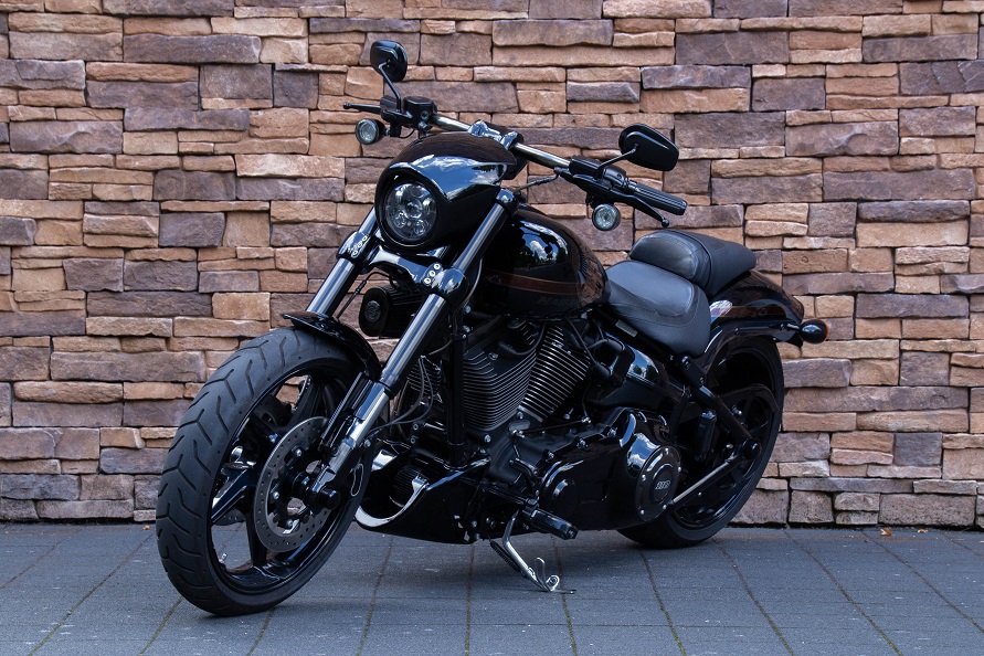 2017 Harley-Davidson FXSE Pro Street CVO 110 Screamin Eagle LV