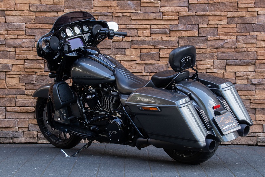 2019 Harley-Davidson FLHXS Street Glide Special 114 LA