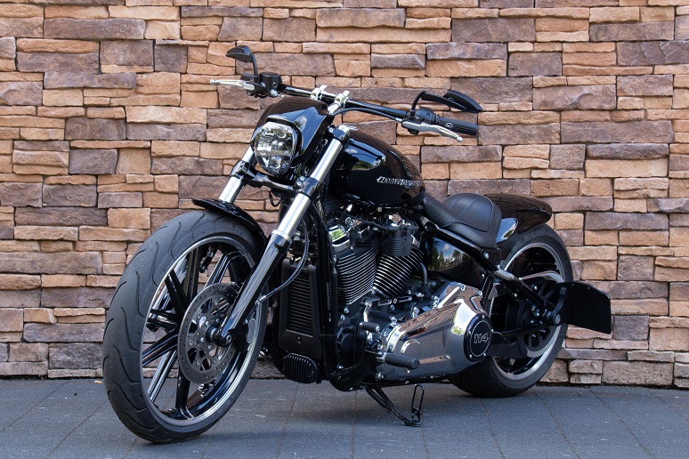 2022 Harley-Davidson FXBRS Breakout Softail 114 Custom 260 LV
