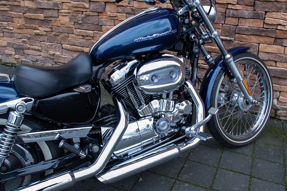 2004 Harley-Davidson XL1200C Sportster Custom 1200 RE