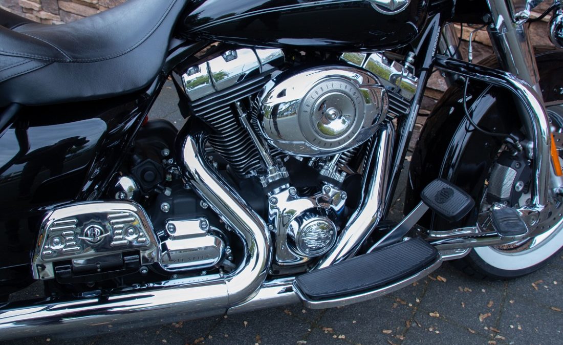 2010 Harley-Davidson FLHRC Road King Classic LEZ