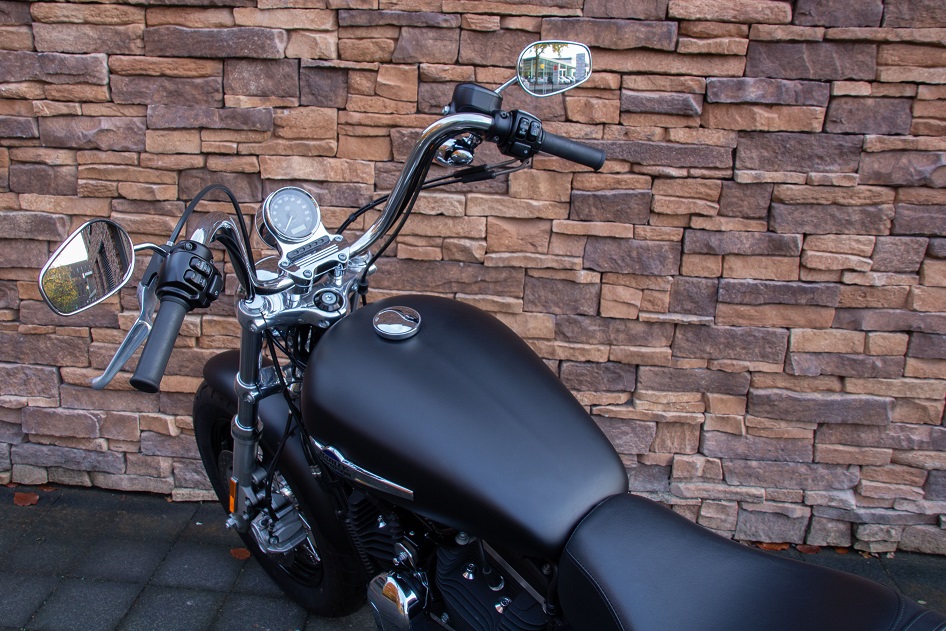 2015 Harley-Davidson Sportster XL 1200 Custom Limited ABS