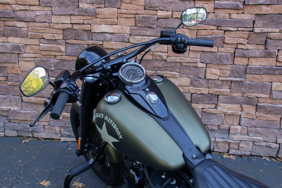2016 Harley-Davidson FLSS Softail Slim S 110