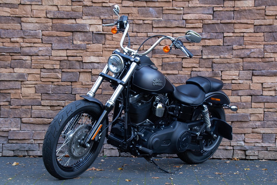 2017 Harley-Davidson FXDB Dyna Street Bob 103 LV