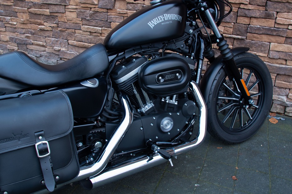 2015 Harley-Davidson XL883N Iron Sportster 883 RE