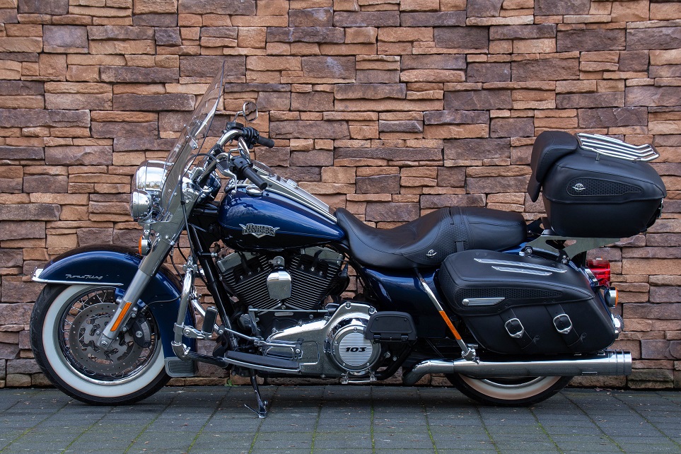 2012 Harley-Davidson FLHRC Road King Classic 103 L