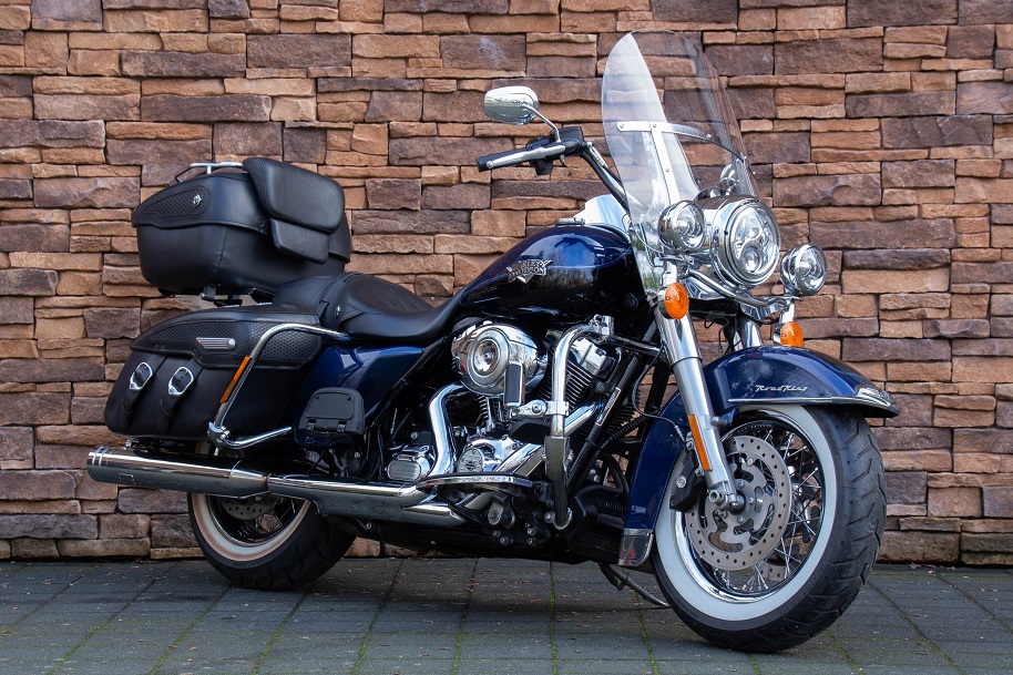 2012 Harley-Davidson FLHRC Road King Classic 103 RV