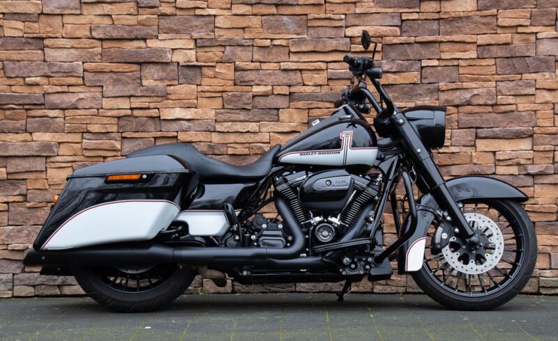 2019 Harley-Davidson FLHRXS Road King Special 114