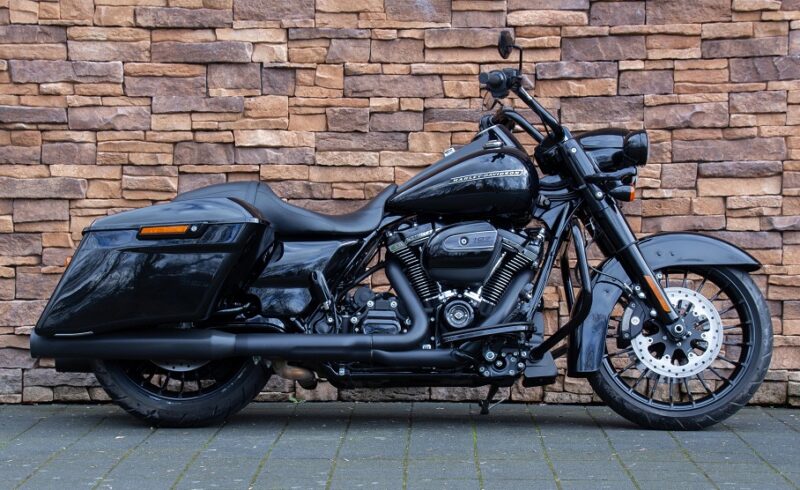 2018 Harley-Davidson FLHRXS Road King Special