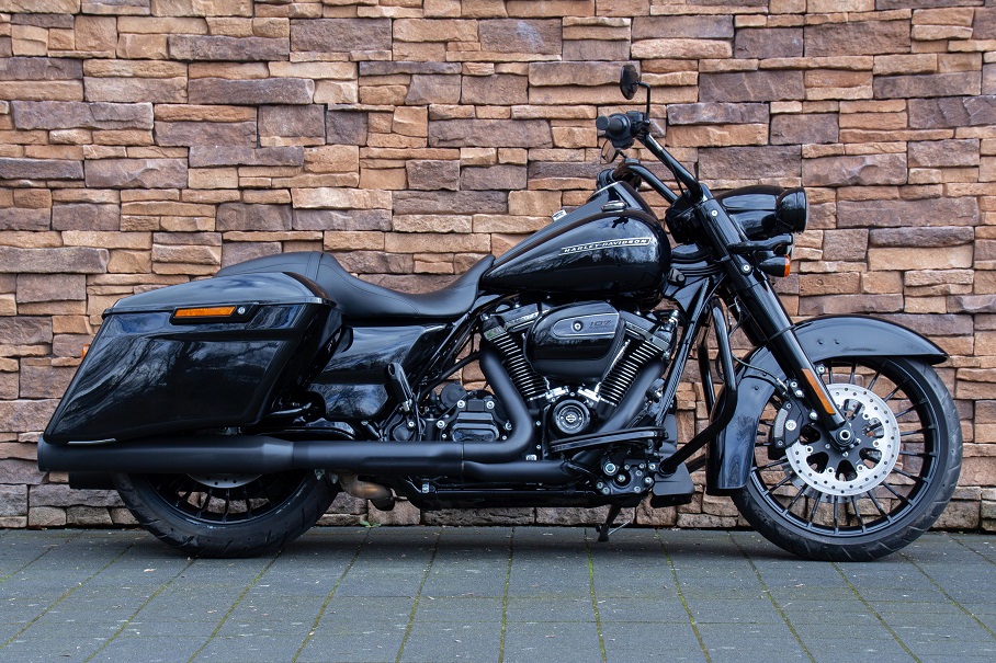 2018 Harley-Davidson FLHRXS Road King Special R