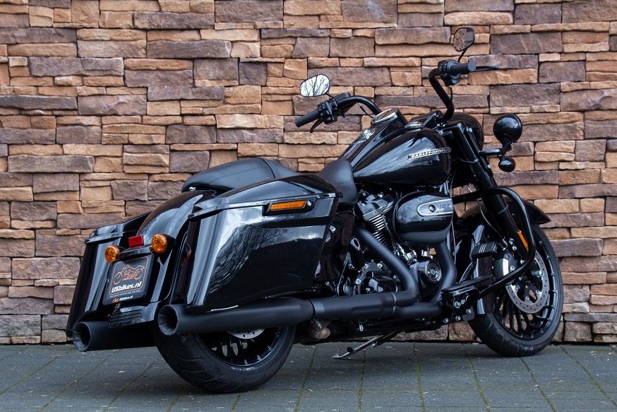 2018 Harley-Davidson FLHRXS Road King Special RA