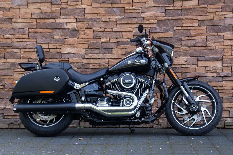 2018 Harley-Davidson FLSB Sport Glide 107 M8 R