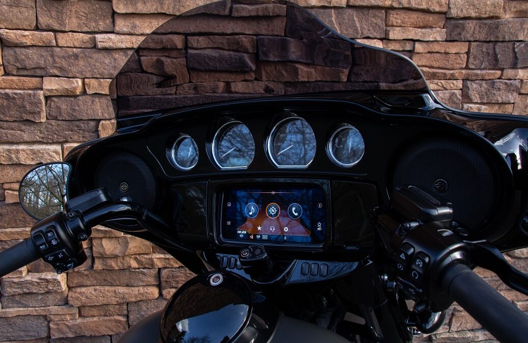 2019 Harley-Davidson FLHXS Street Glide Special 114 Boom