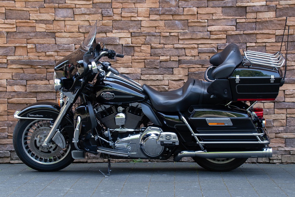 2009 Harley-Davidson FLHTCU Ultra Classic Electra Glide L