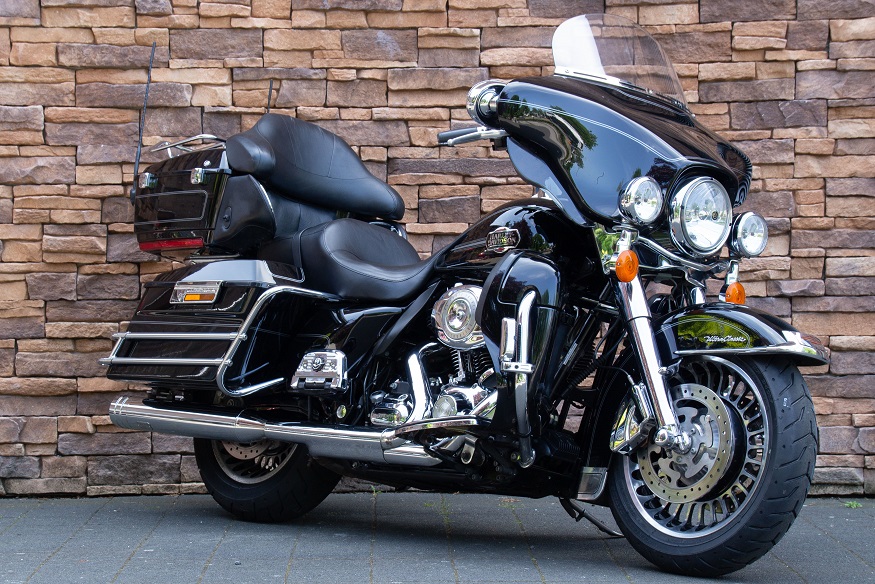 2009 Harley-Davidson FLHTCU Ultra Classic Electra Glide RV