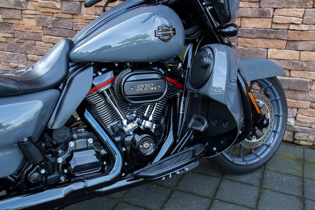 2018 Harley-Davidson FLHXSE Street Glide CVO 117 US Bikes Uden