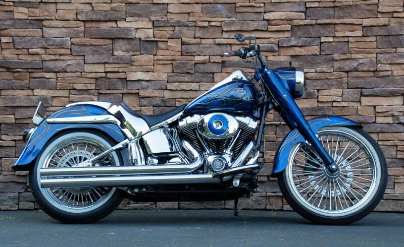 2005 Harley-Davidson FLSTCI Softail Special