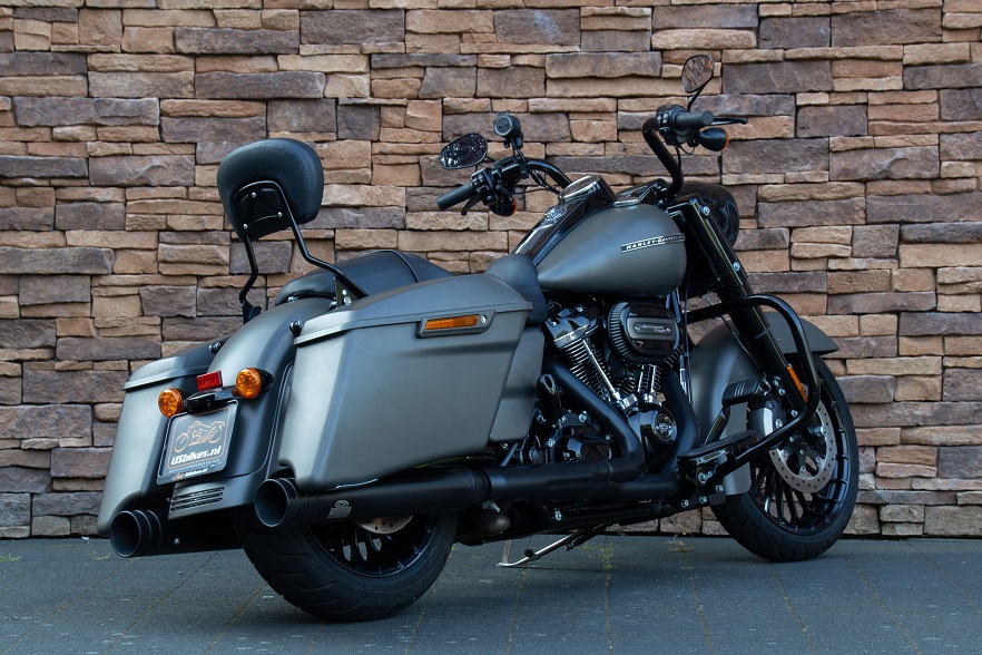 2018 Harley-Davidson FLHRXS Road King Special 107 M8 RA