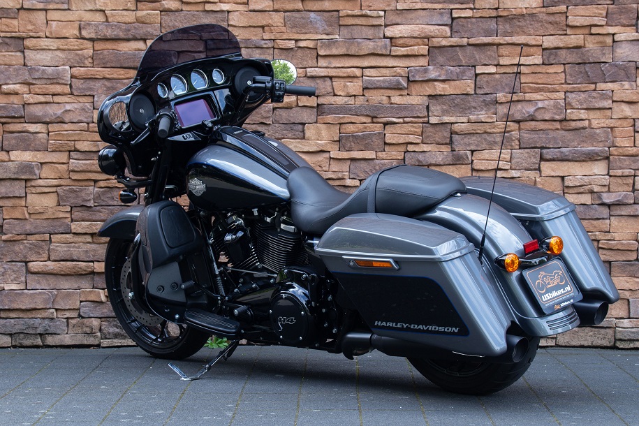 2022 Harley-Davidson FLHXS Street Glide Special 114 LA