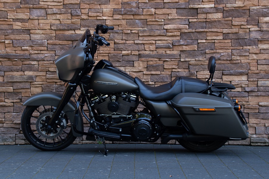 2019 Harley-Davidson FLHXS Street Glide Special M8 114 Black Edition L