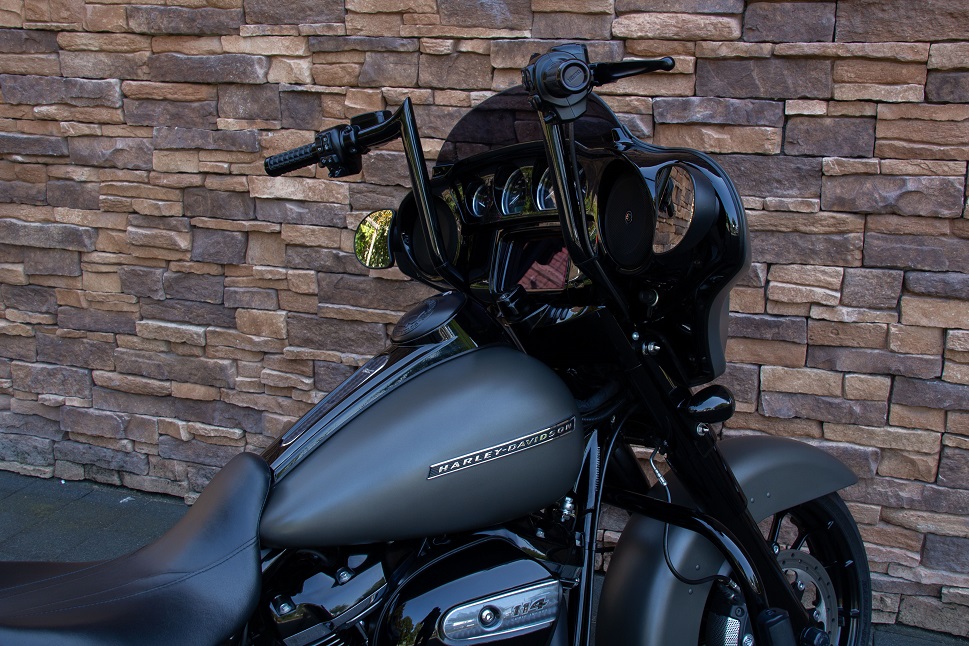 2019 Harley-Davidson FLHXS Street Glide Special M8 114 Black Edition RT