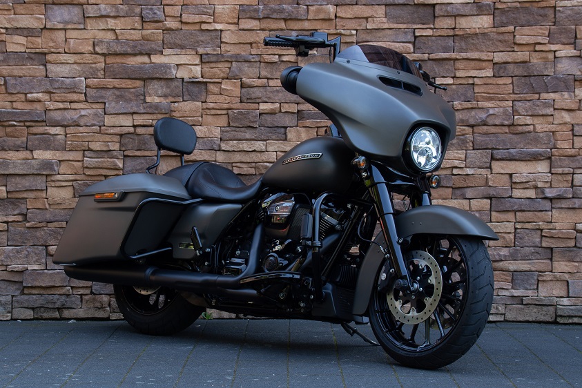 2019 Harley-Davidson FLHXS Street Glide Special M8 114 Black Edition RV